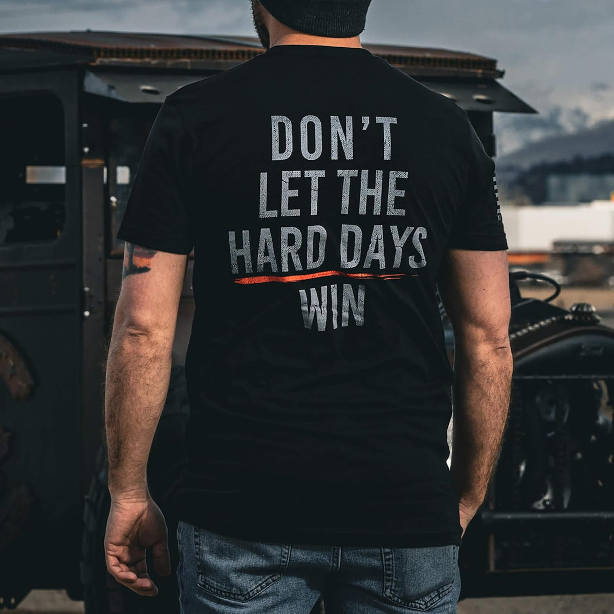 Til Valhalla Project Hard Days Men's Graphic T-Shirt